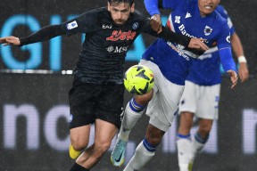 九游官方入口_那不勒斯意甲击败乌迪内斯奥斯梅恩头球得分的简单介绍