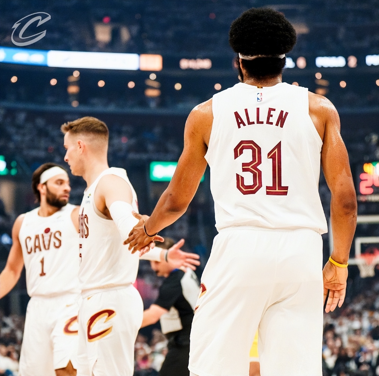 关于克里夫兰骑士击败布鲁克林篮网，NBA东部格局再度改写的信息