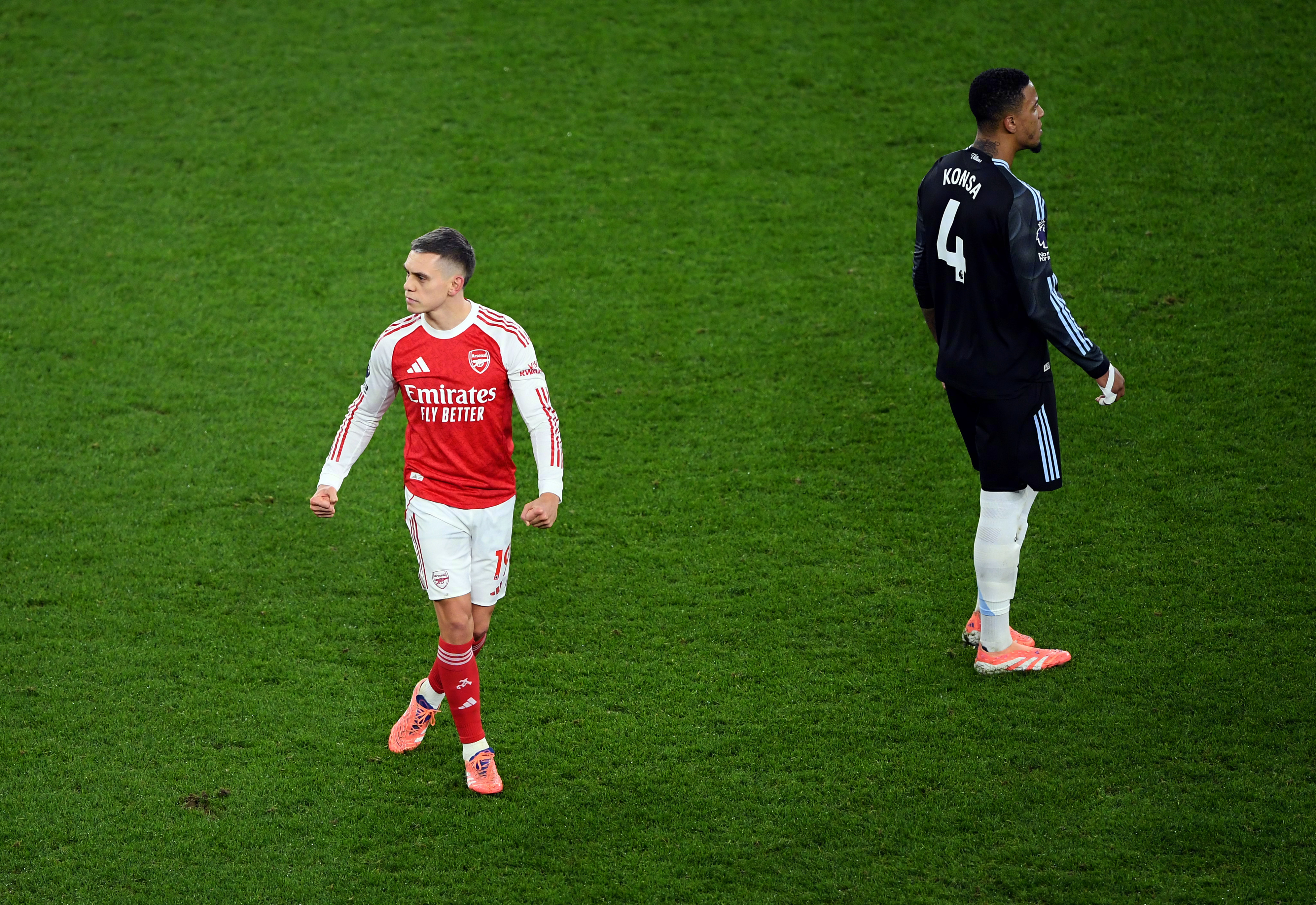 阿森纳英超战胜热刺热苏斯头球破门了吗