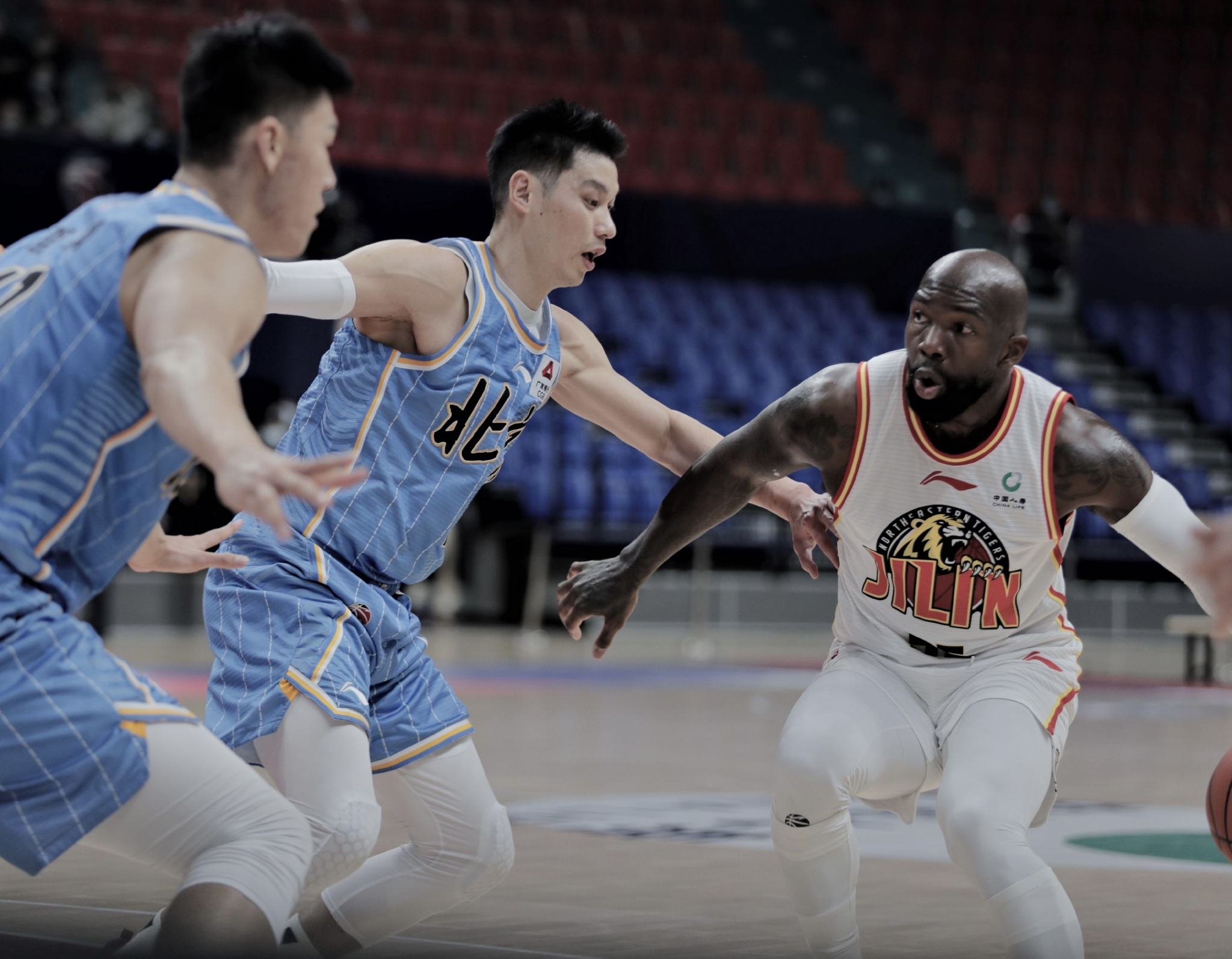 开局就是决战起步就是冲刺人民日报 开局就是决战起步就是冲刺人民日报