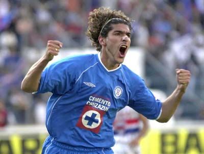 包含蒙特雷战胜瓜达拉哈拉，墨超争冠优势进一步扩大的词条