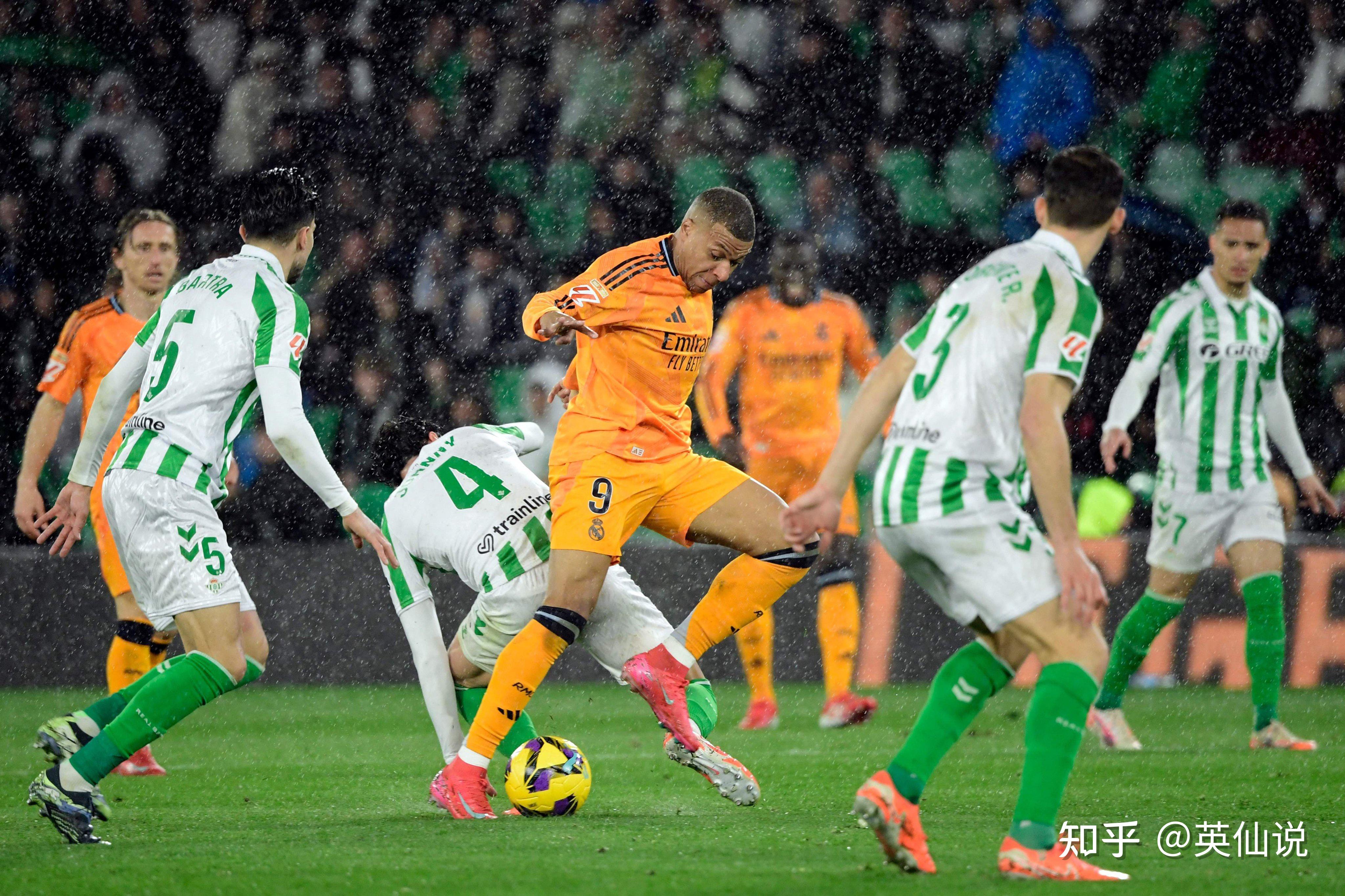 关于皇家马德里西甲击败皇家贝蒂斯克罗斯精准调度的信息