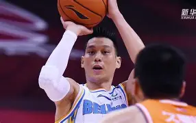 上海久事CBA击败北京首钢王哲林内线统治的简单介绍