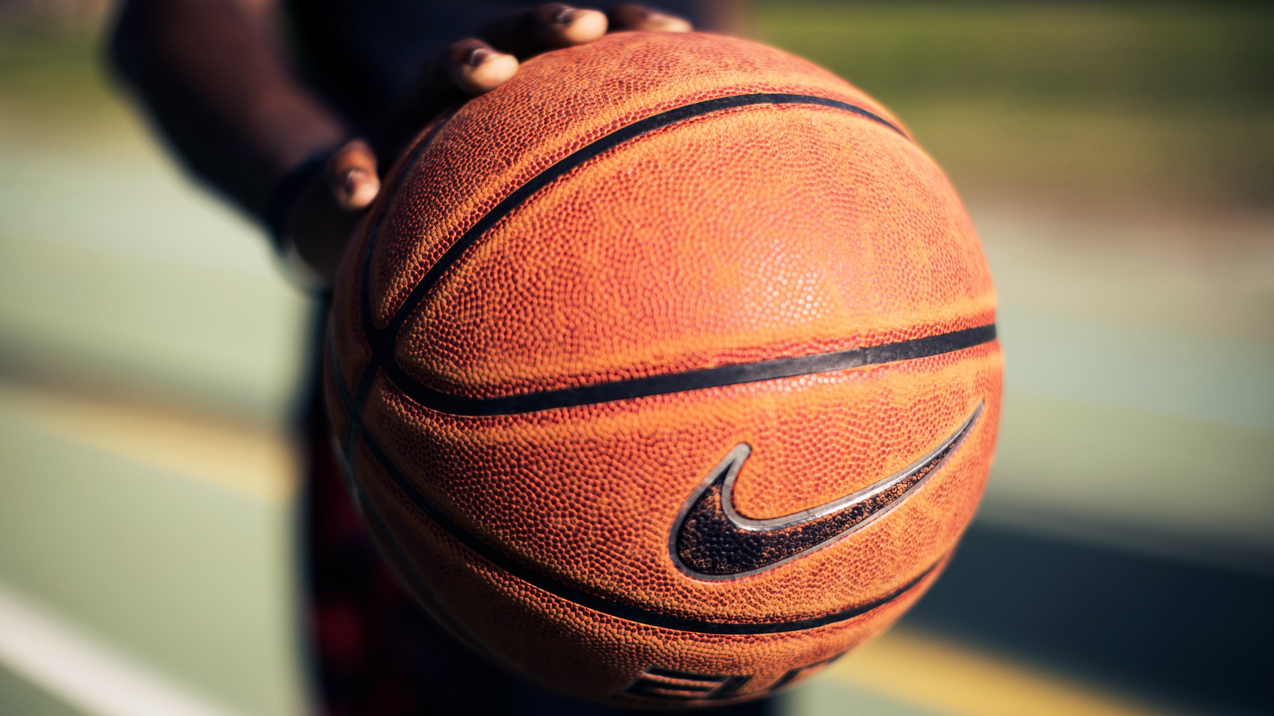 巴塞罗那跨界CBA、新疆广汇复出加时、里尔备战NBA总决赛——体坛奇观!